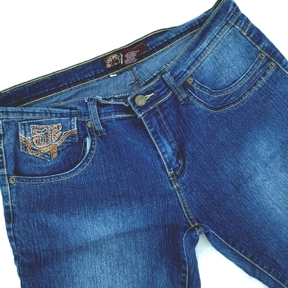 Neeso Women's / Jr's 13 Mid Embroidered Blue Jeans - Picture 3 of 14